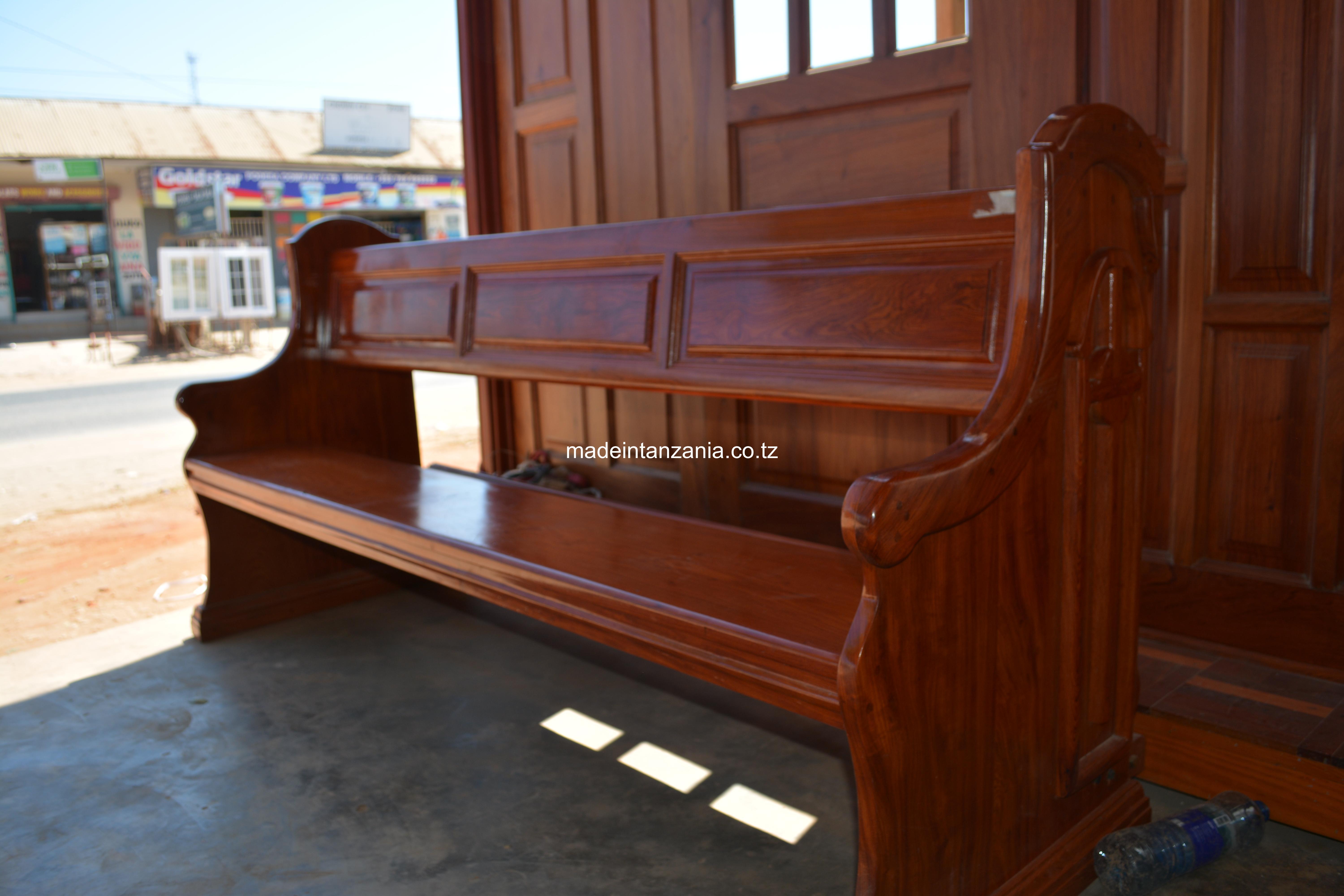 bench la kanisani mkongo